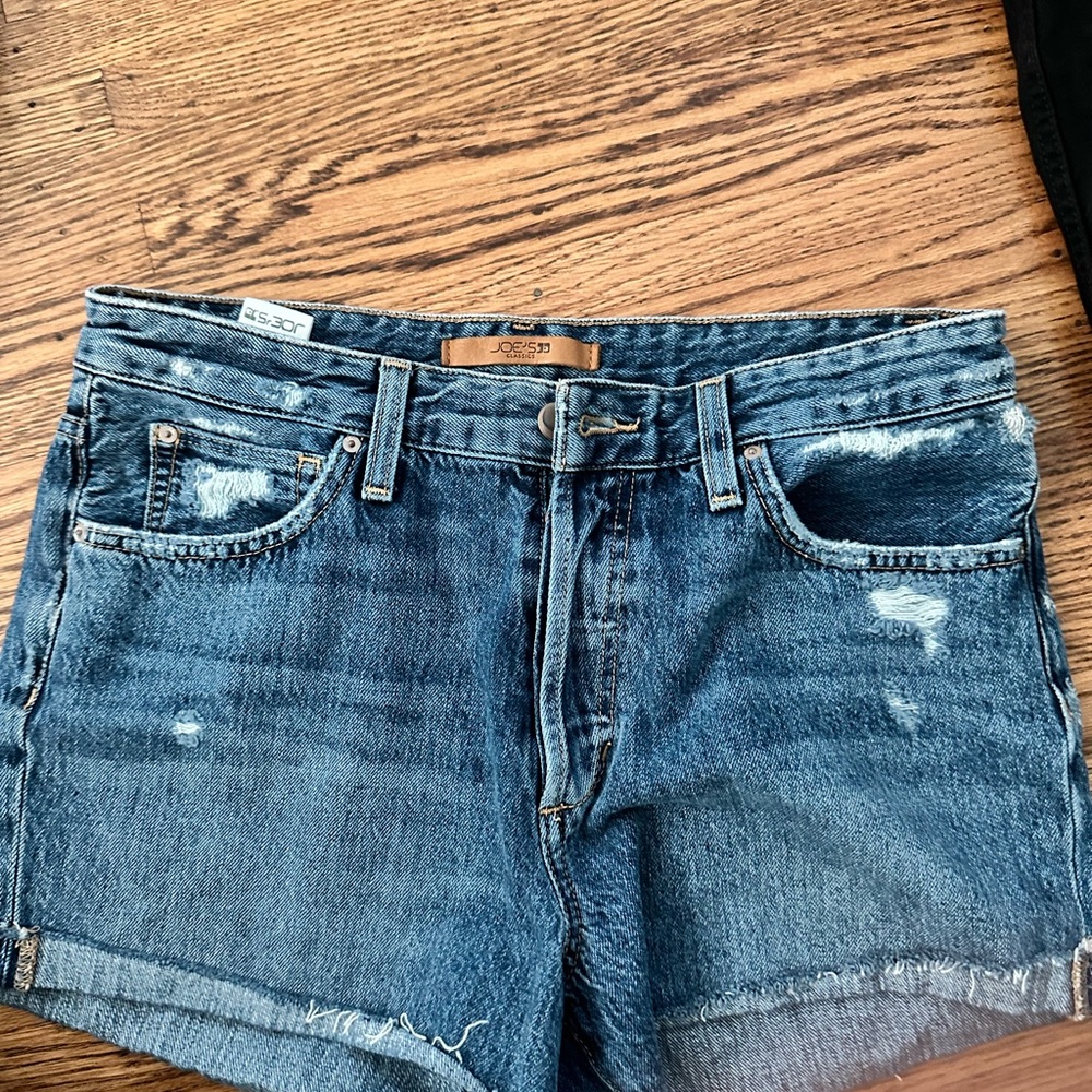Joe’s Jean The Lover mid rise baggy short, button fly, size 26